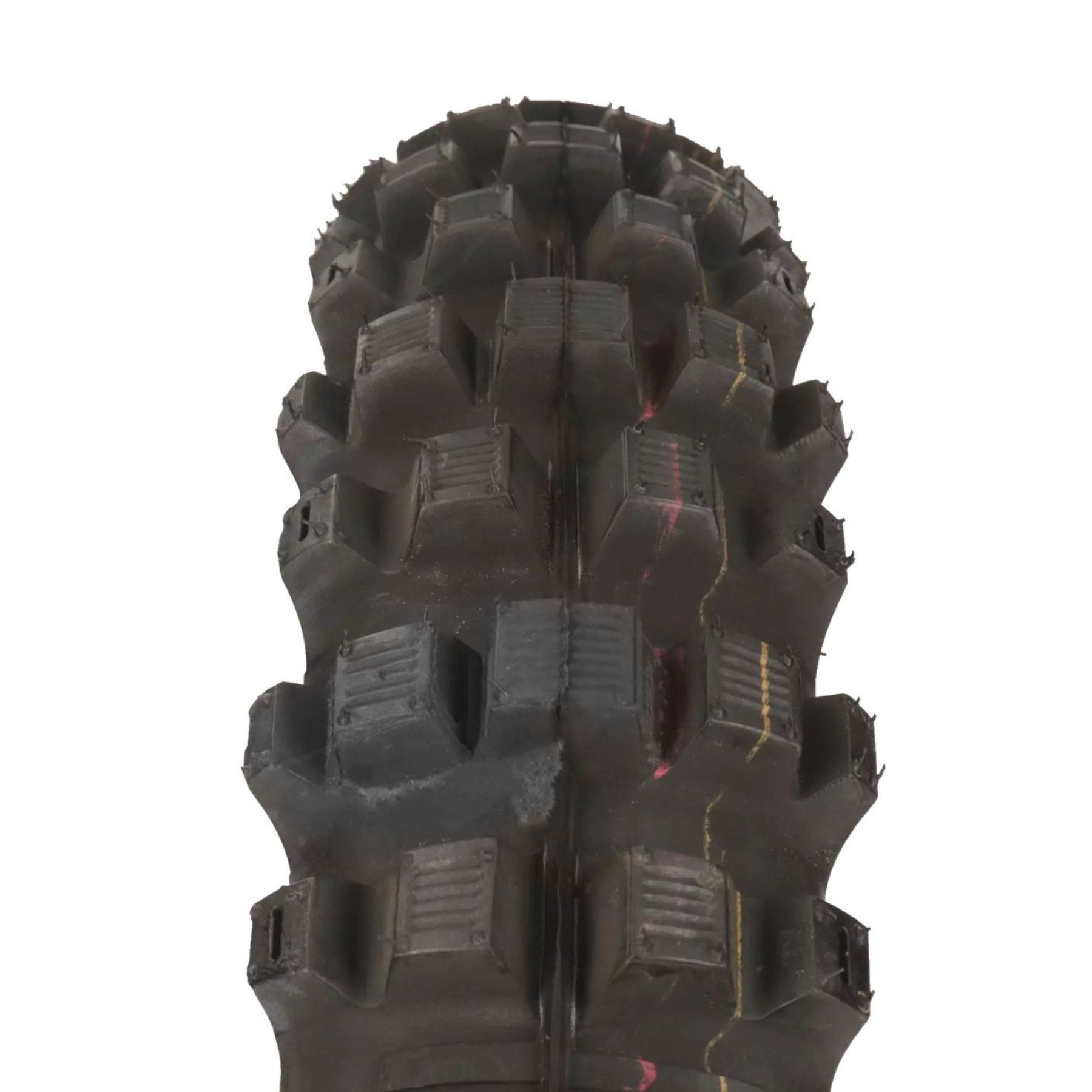 Neumático off-road 18x3.5 de X-EMOTOS con tacos para motocicleta todo terreno, visible en imagen con banda de rodadura robusta.