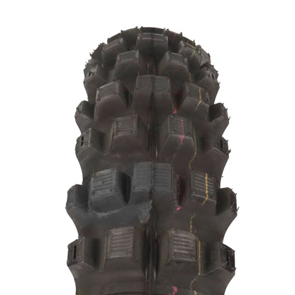 Neumático off-road 18x3.5 de X-EMOTOS con tacos para motocicleta todo terreno, visible en imagen con banda de rodadura robusta.