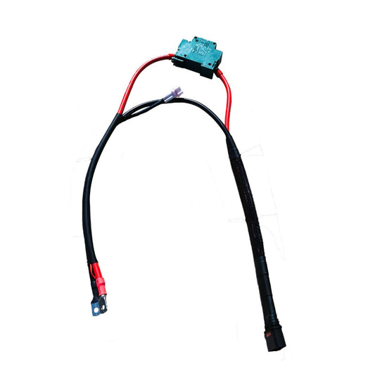 Cableado para baterías de 72V de la marca X-EMOTOS, con conexiones y cables eléctricos para sistemas de energía.